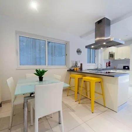 Breathtaking 3-bedroom Seafront In * Sliema