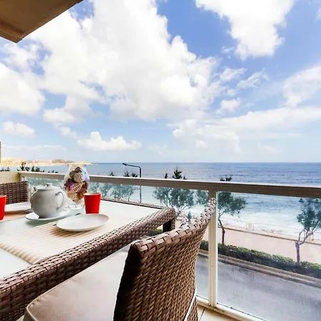 Breathtaking 3-bedroom Seafront In *